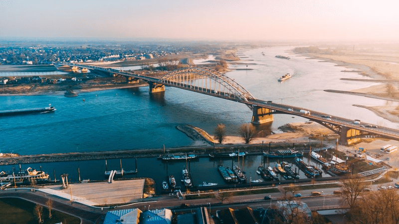 Ontdek de mooiste plekjes van Nijmegen met een stadswandeling